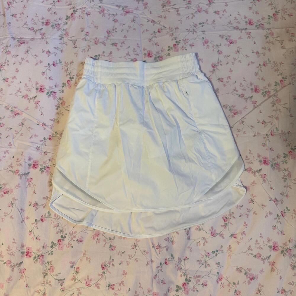 Lululemon Athletica Hotty Hot HR skirt